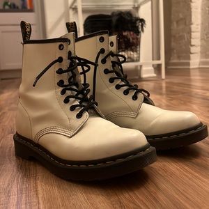 Super cute - white Doc Martens, size US MENS 8, Women’s size 10